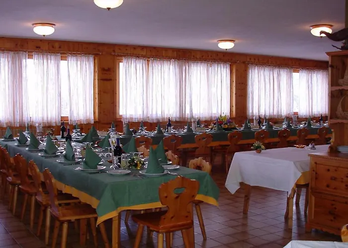 ホテル Ristorante Ginepro